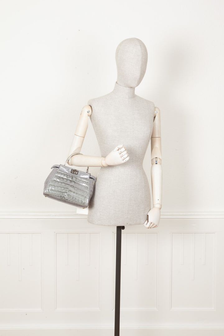 FENDI Sac Peekaboo Mini Croco Brillant Gris