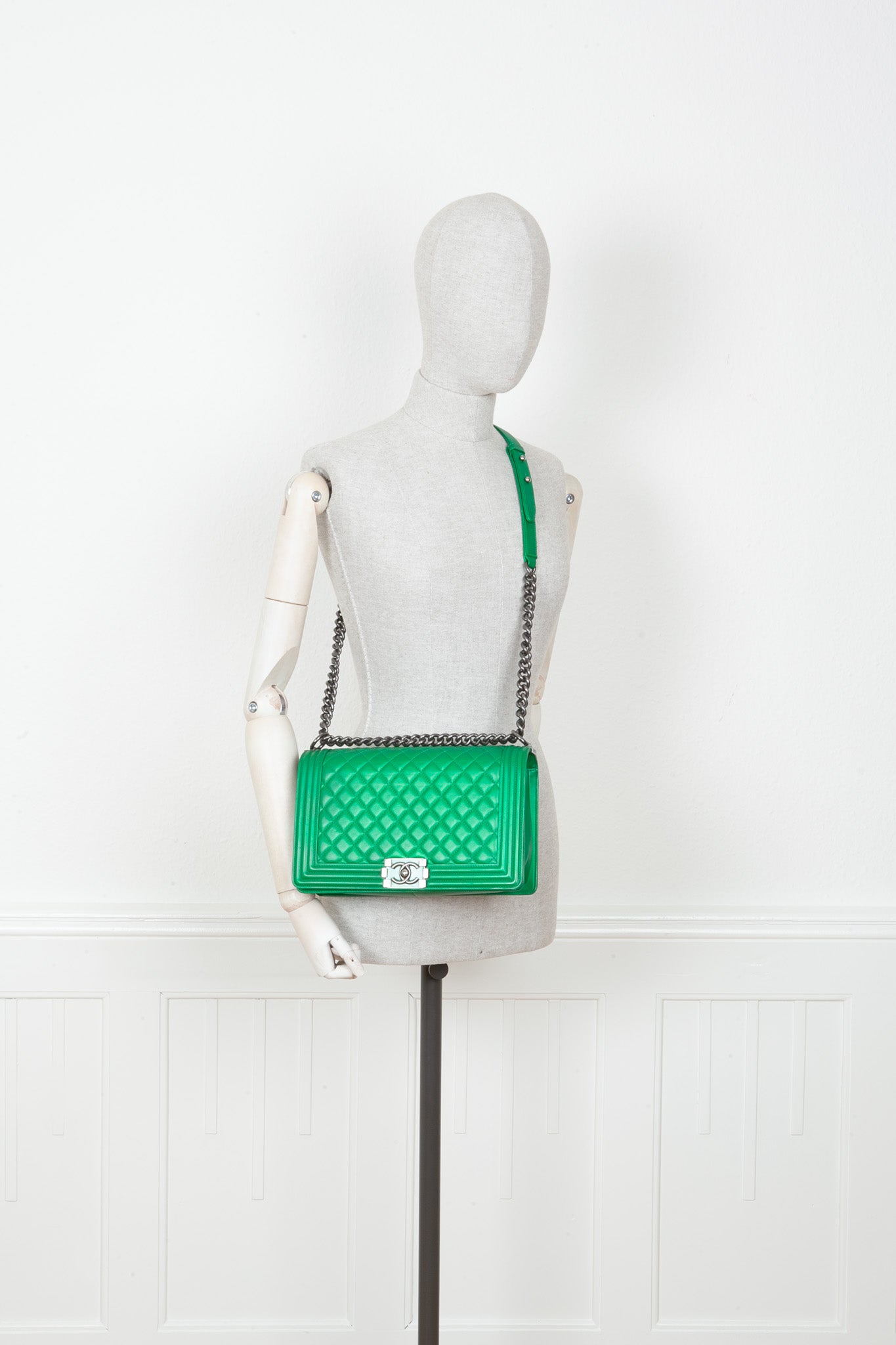 【新品未使用】 CHANEL 13ml×6 NEW Chanel AS1787 B02916 Mini Flap Bag Crush Avocado / NJ526