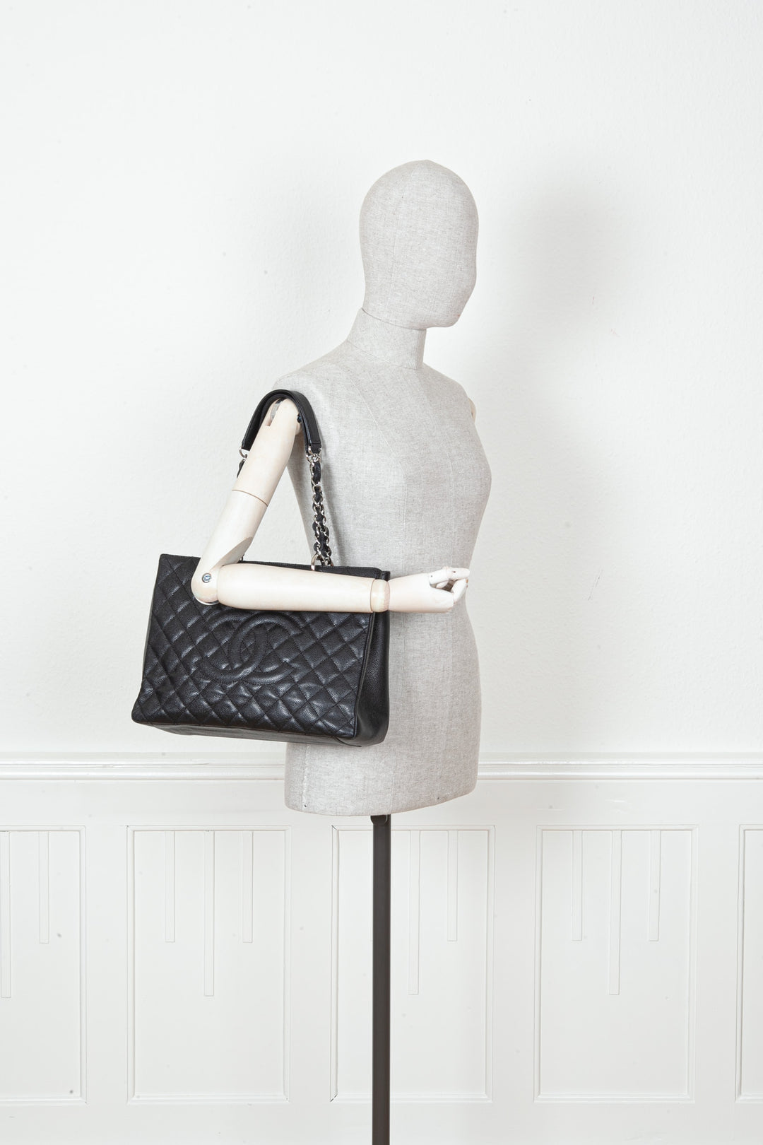 CHANEL Sac TPS Caviar Noir