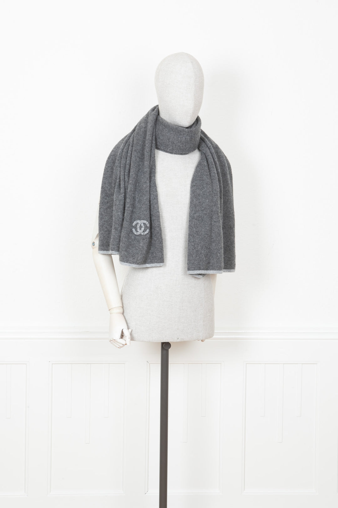 CHANEL Scarf Cashmere Grey