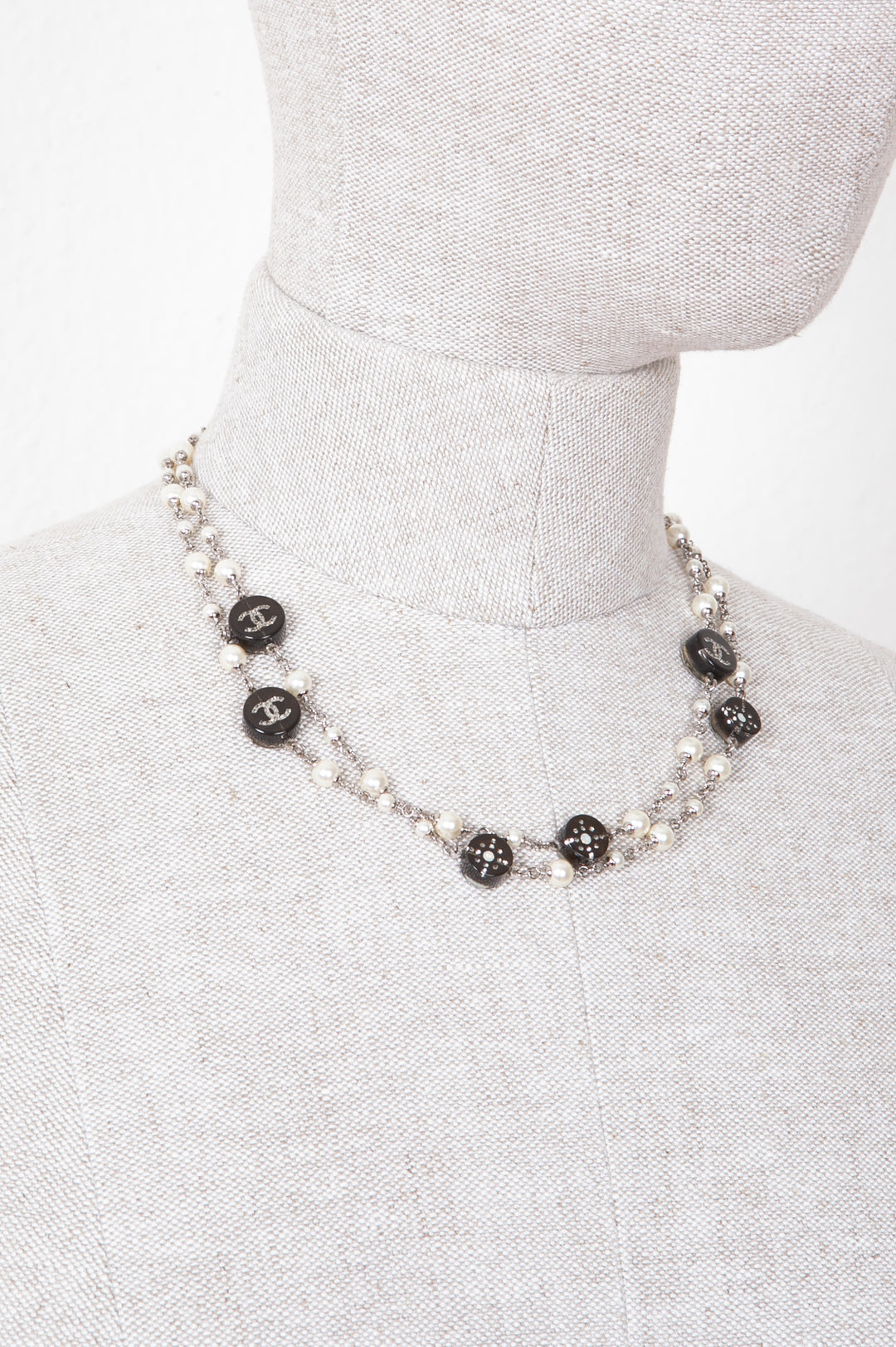 CHANEL Necklace Pearls Fall 2010