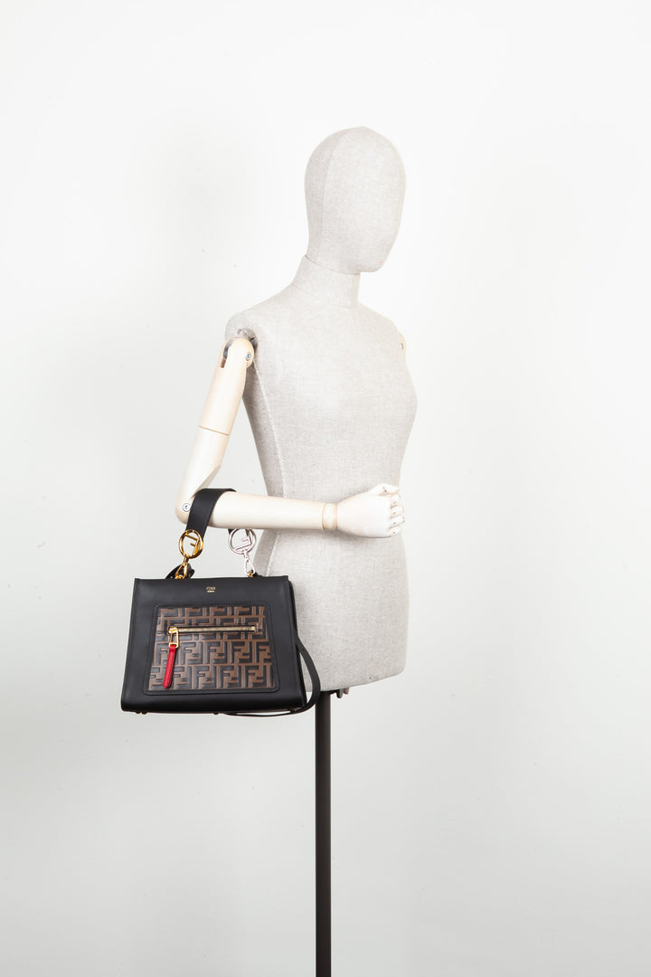 FENDI Runaway Sac Shopping Zucca Noir