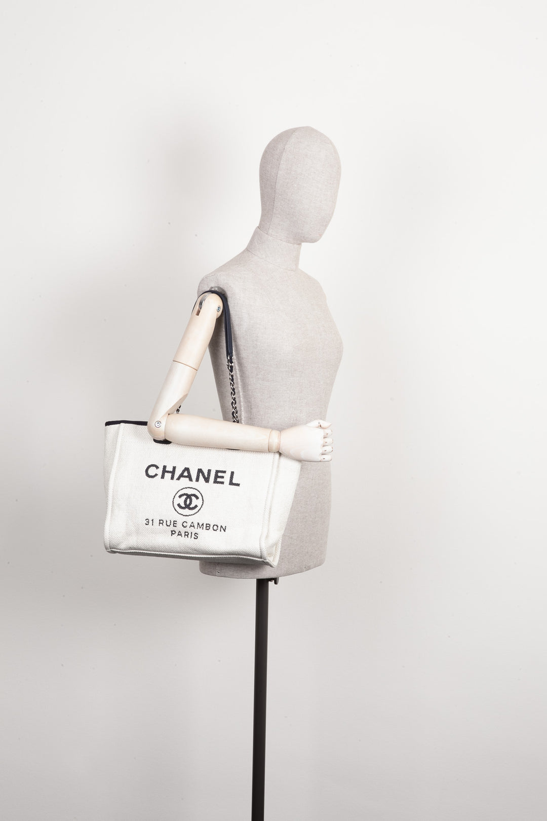 CHANEL Deauville Bag Small Raffia White Navy