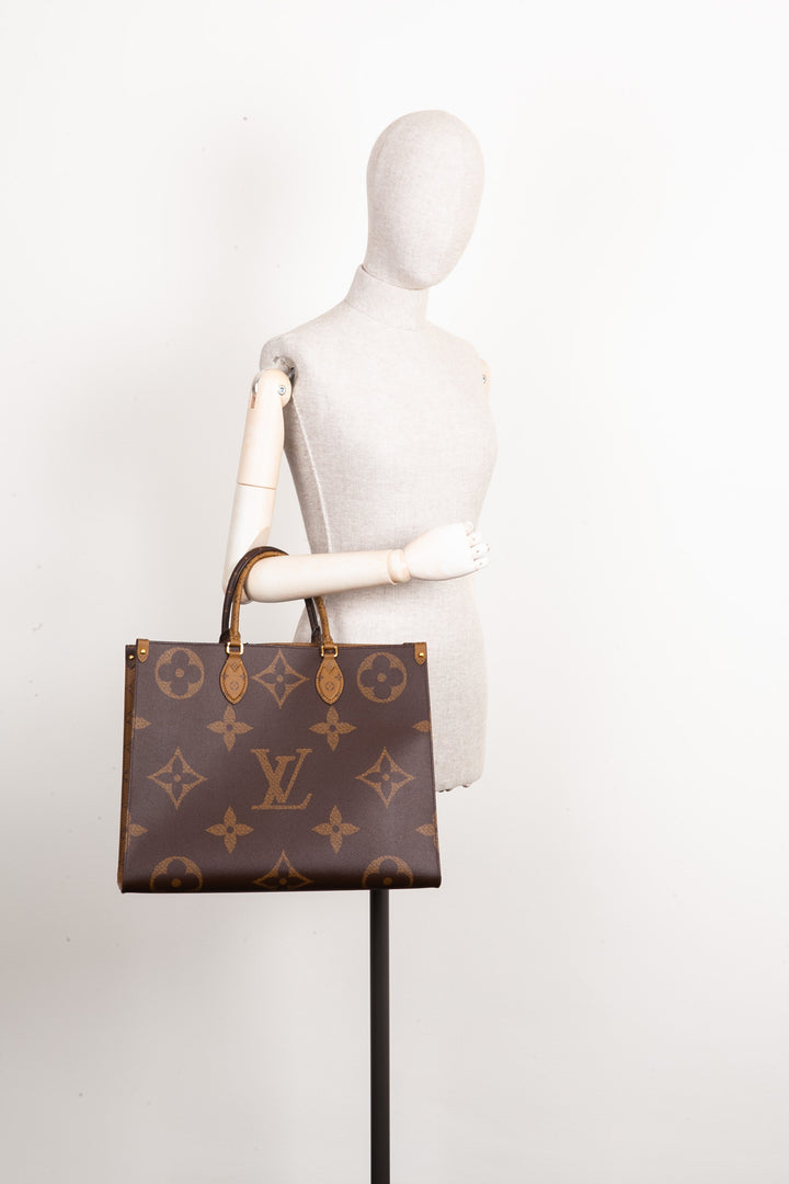 LOUIS VUITTON OnTheGo GM MNG Reverse