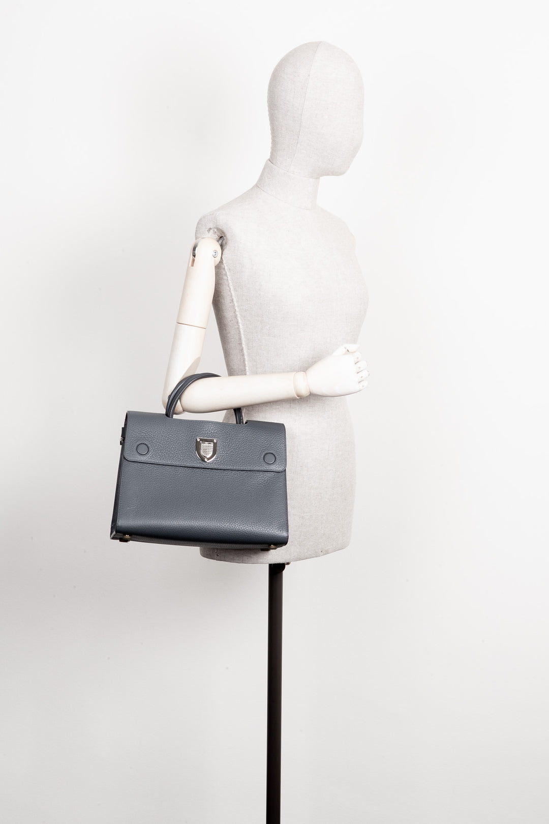 CHRISTIAN DIOR Diorever Bag Medium Grey