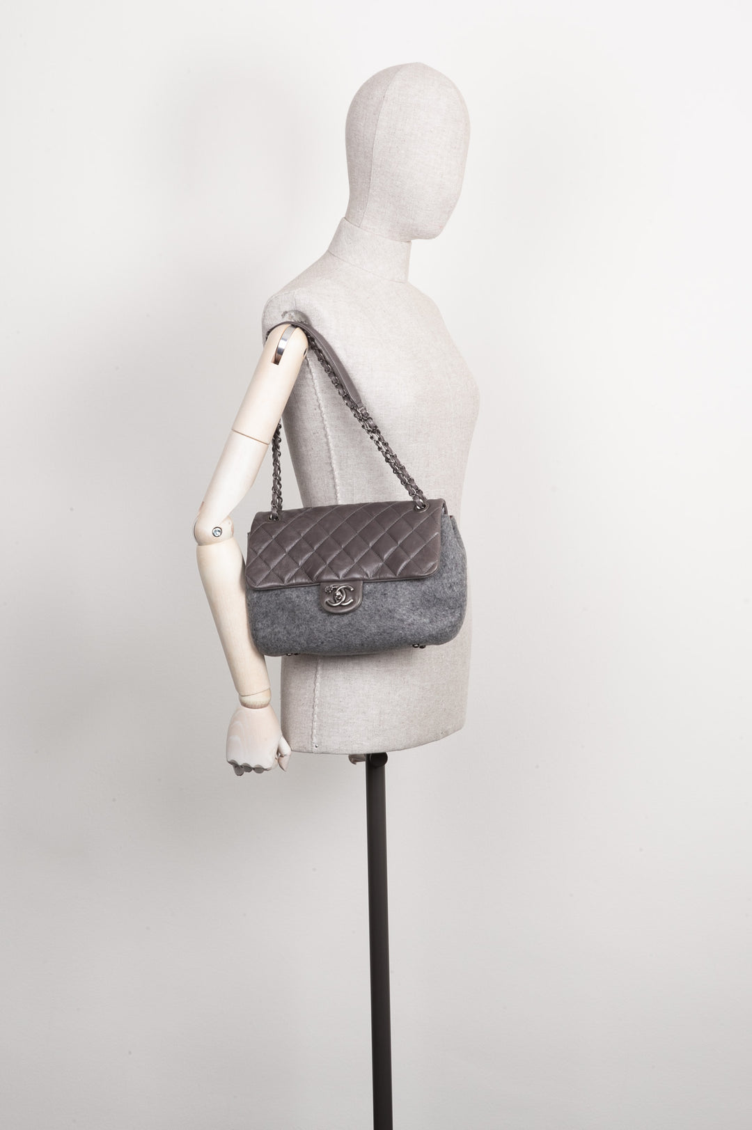 CHANEL Flap Bag Felt Paris-Salzburg