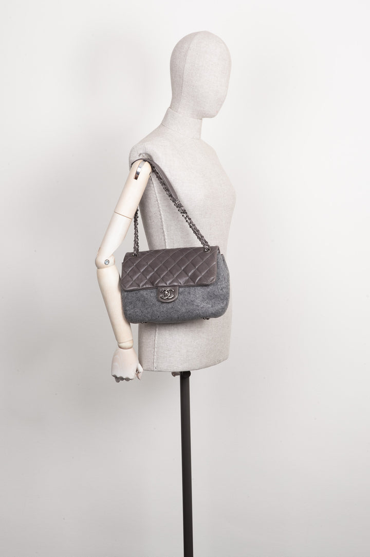CHANEL Flap Bag Felt Paris-Salzburg