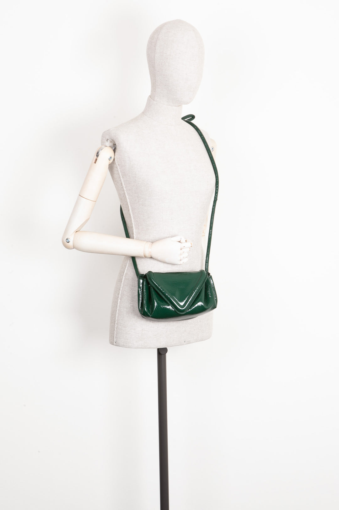 BOTTEGA VENETA Small Beak Bag Patent Green