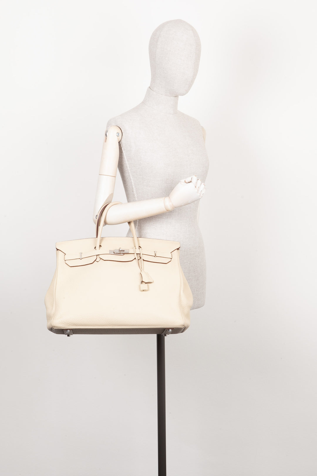 HERMÈS Birkin 40 Clemence Parchemin