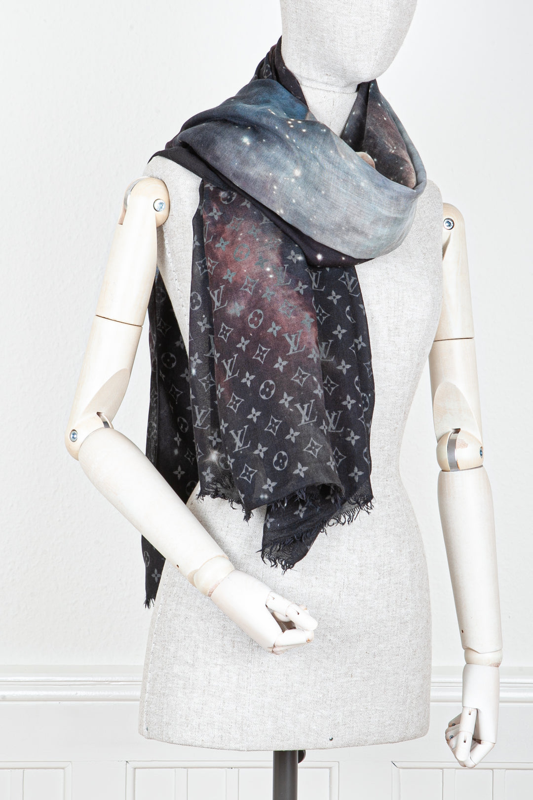 LOUIS VUITTON Galaxy Scarf MNG Black