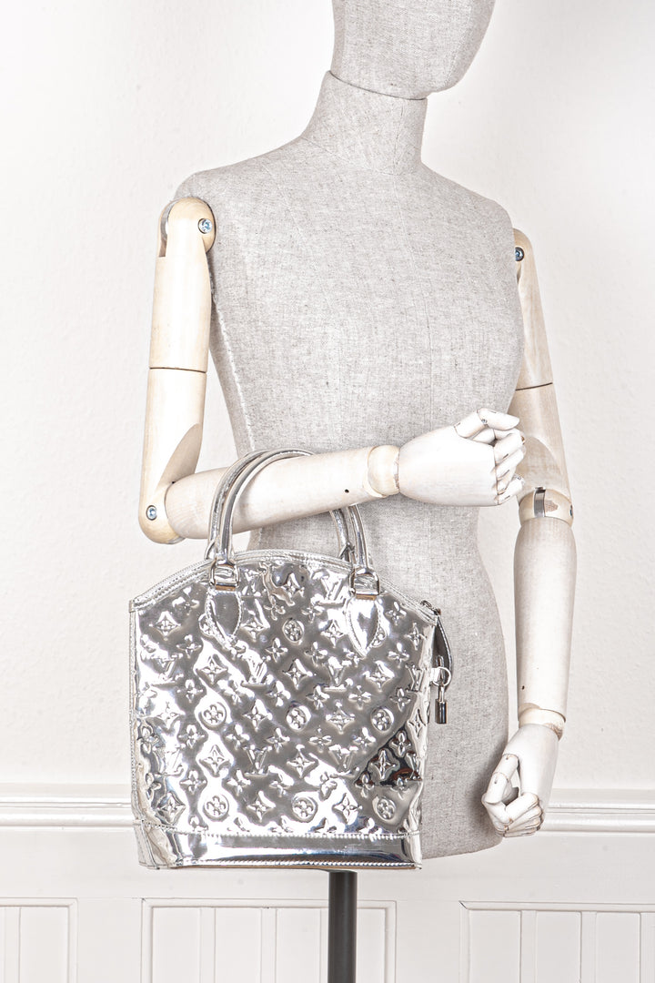 LOUIS VUITTON Vertical Lockit Bag MNG Miroir Silver