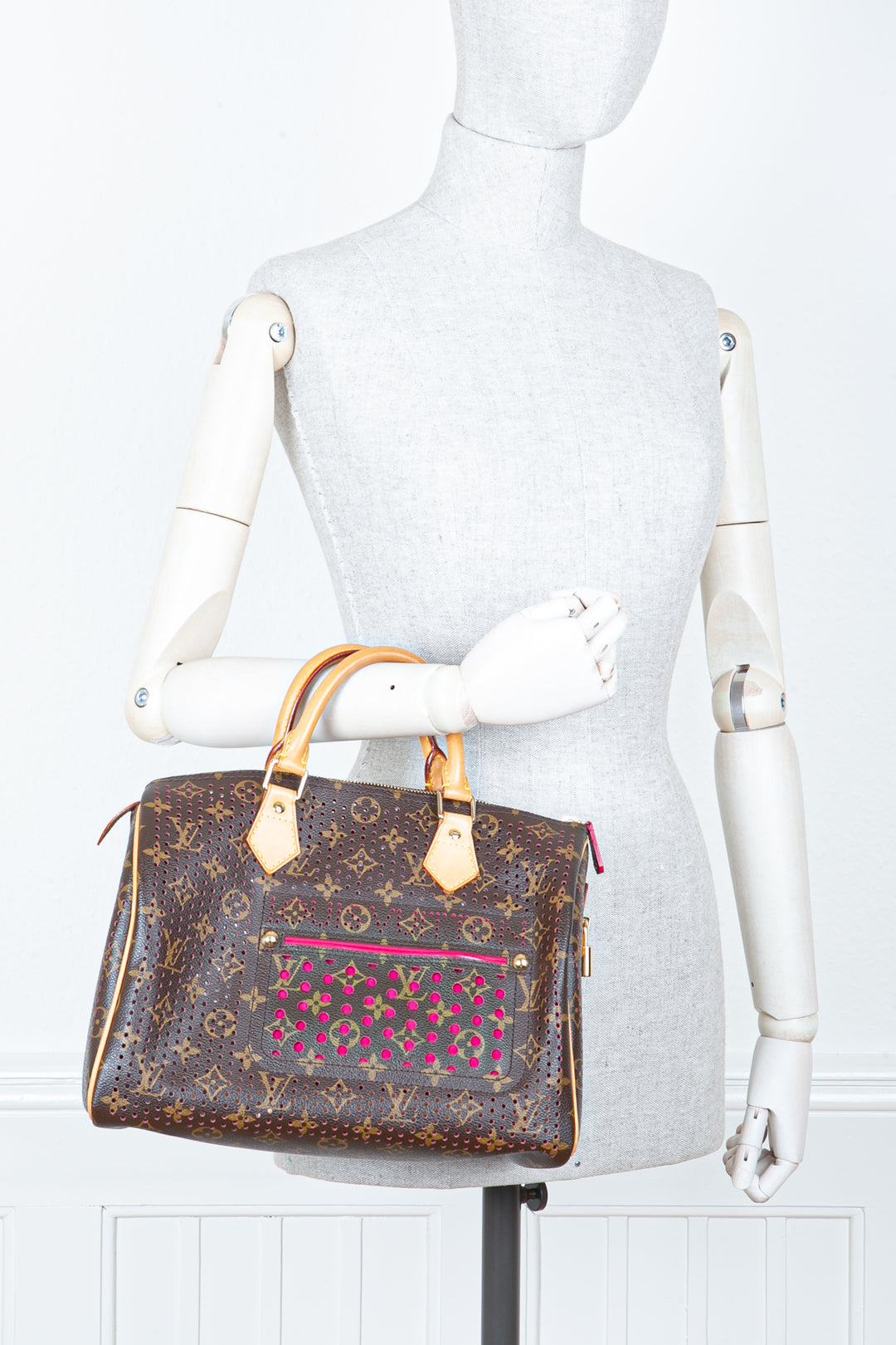 LOUIS VUITTON Speedy 30 Perforé Fuchsia