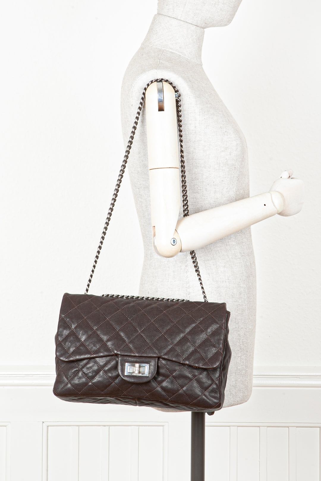 CHANEL 2.55 Single Flap Bag Caviar Brown