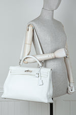 HERMÈS Kelly 40 Clemence Blanc