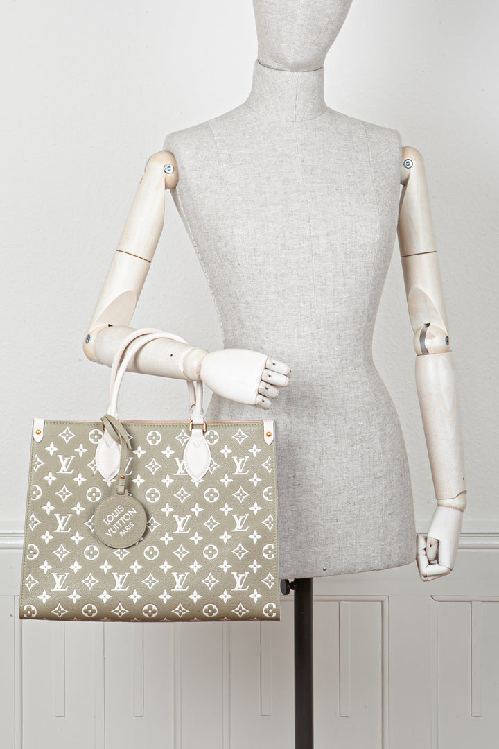 LOUIS VUITTON Onthego MM Khaki Beige