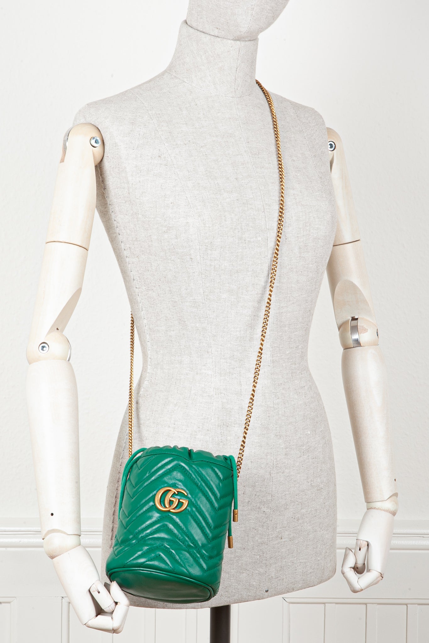 GUCCI Marmont Mini Bucket Bag REAWAKE
