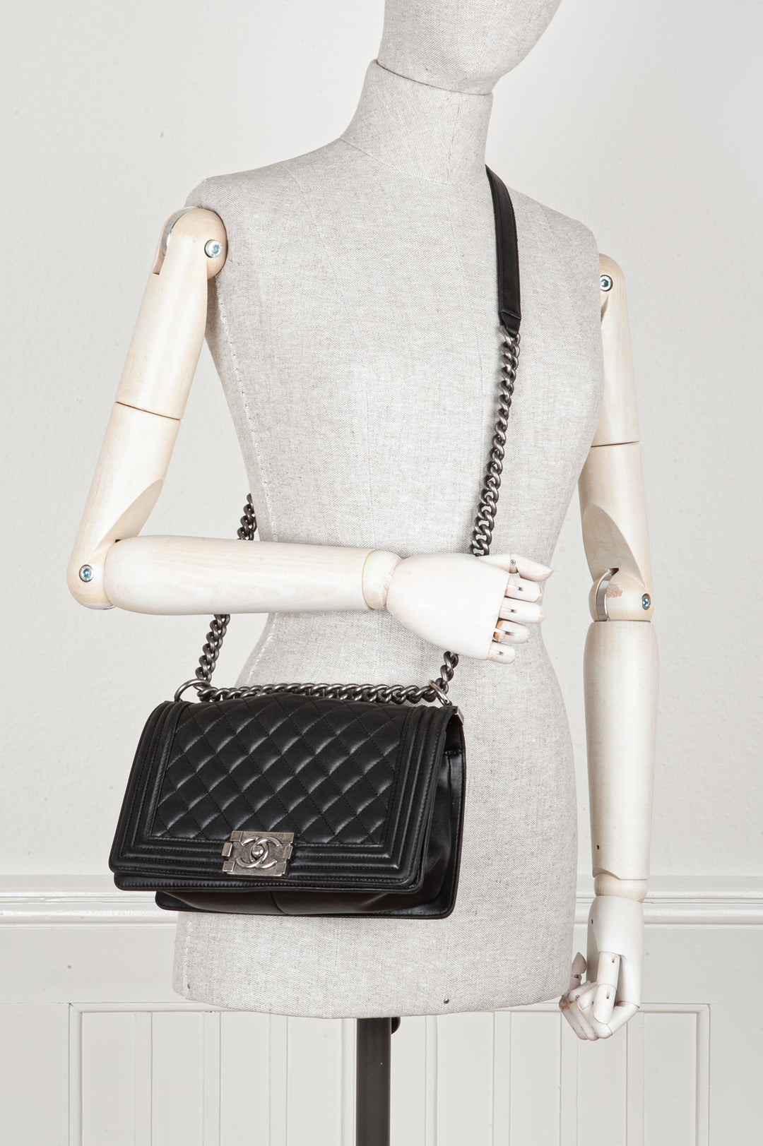 CHANEL Boy Bag Medium Black