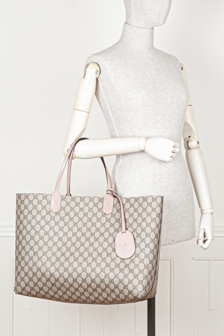 GUCCI GG Supreme Reversible Tote Bag Pink