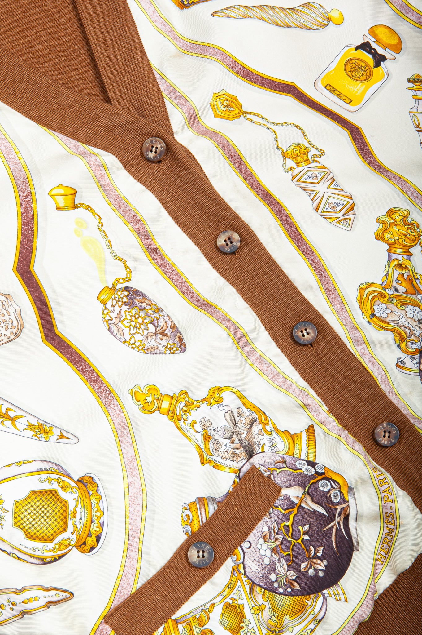 HERMÈS Knit Cardigan with Carré Silk – REAWAKE