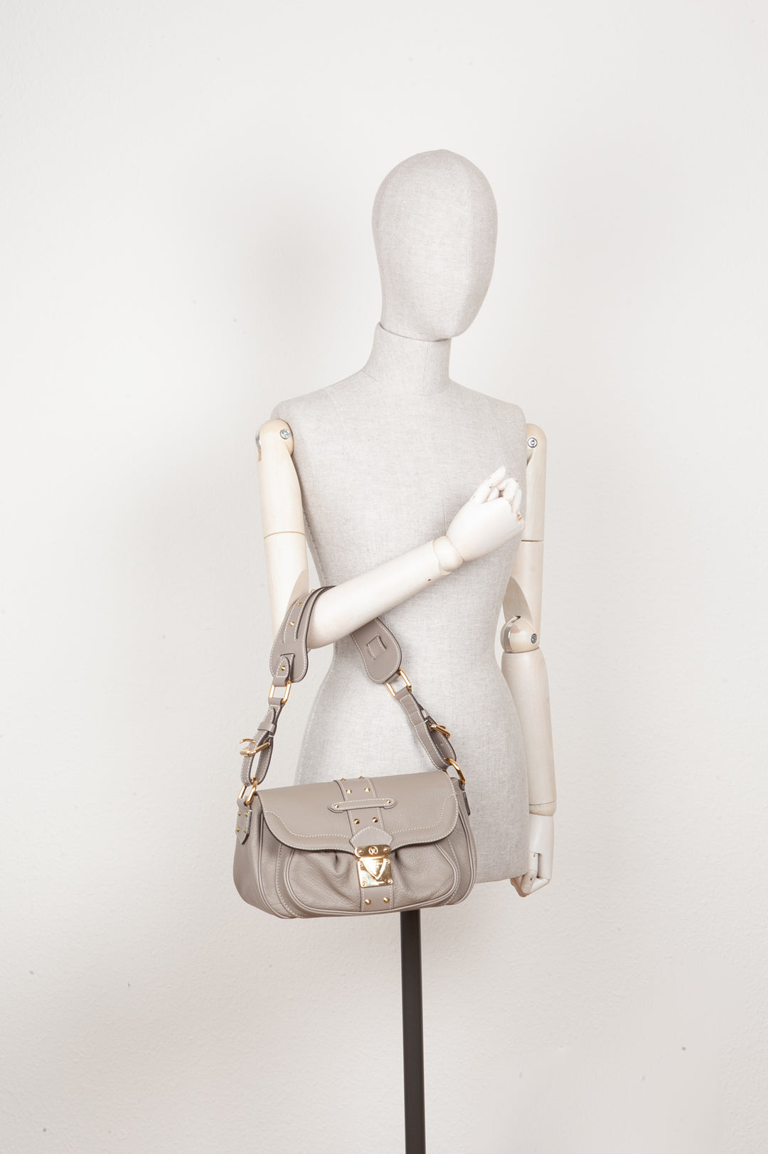 LOUIS VUITTON Suhali Le Confident Bag Taupe