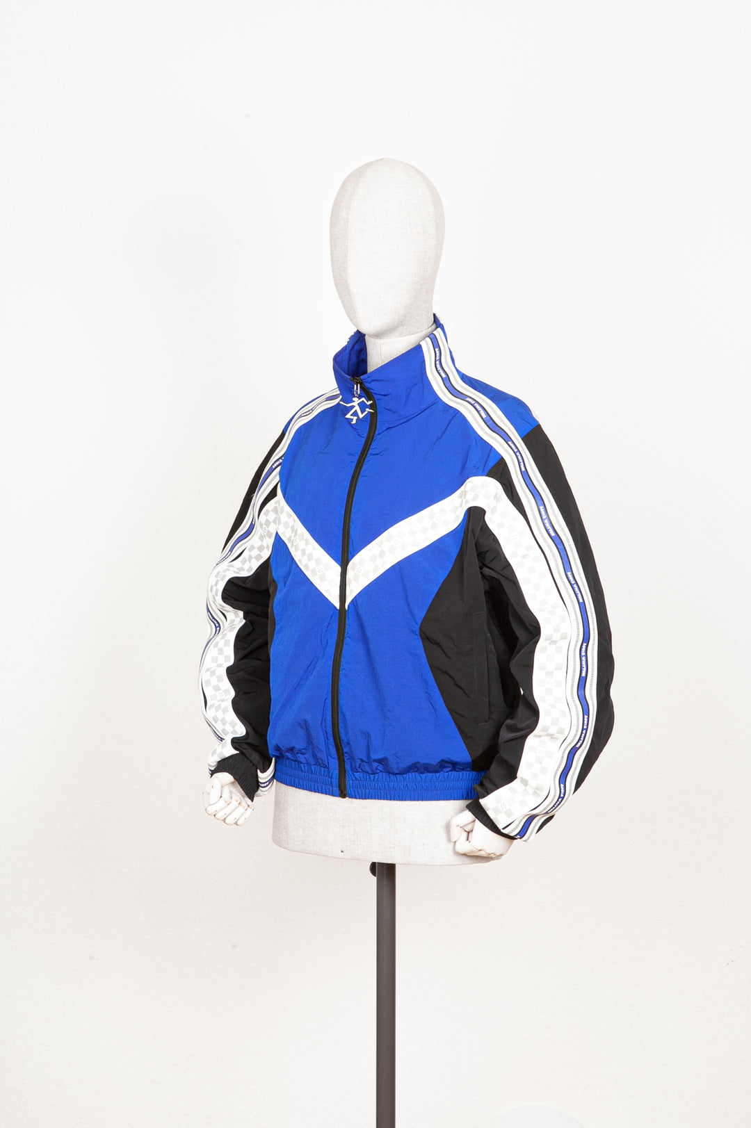 LOUIS VUITTON Nylon Tracksuit Jacket SS 2022 – REAWAKE