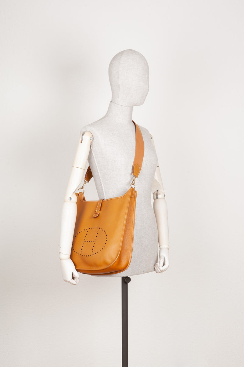 HERMÈS Evelyne Clemence Gold GM