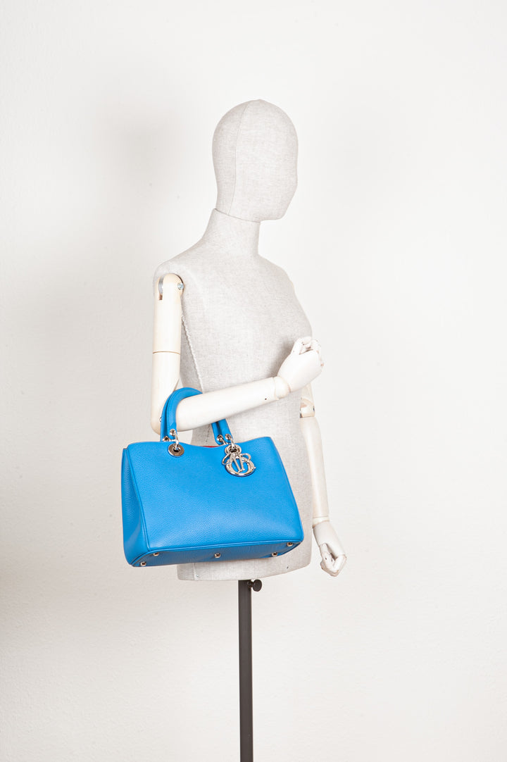 CHRISTIAN DIOR Sac Diorissimo Bleu Moyen
