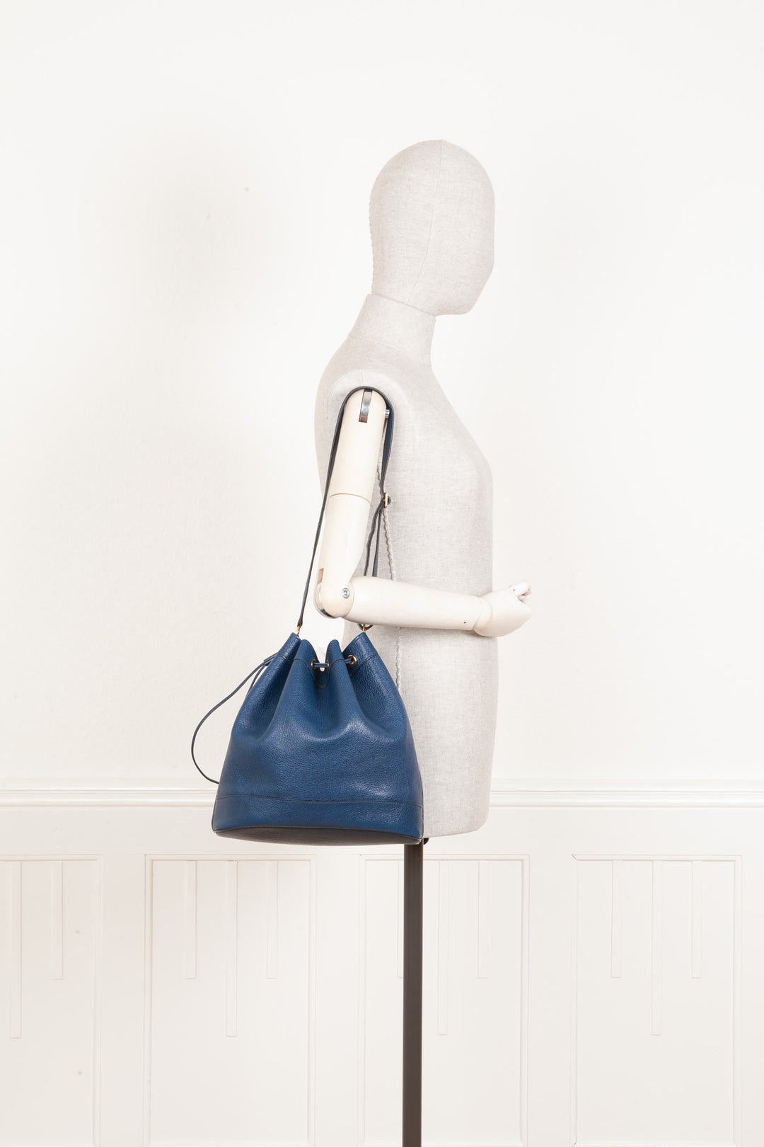 HERMÈS Market Bucket Bag Blue 1980