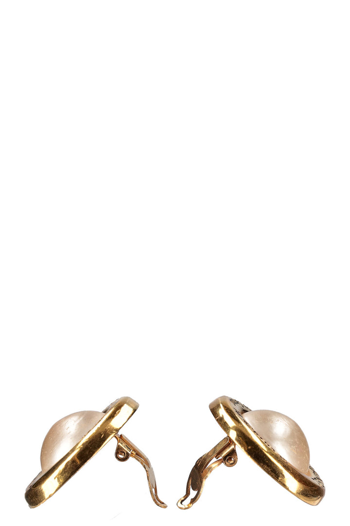 CHANEL 31 Rue Cambon Earrings Gold