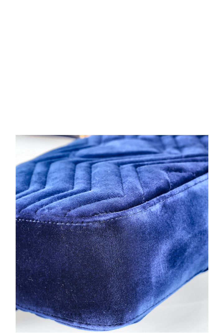 GUCCI Marmont Medium Bag Velvet Blue