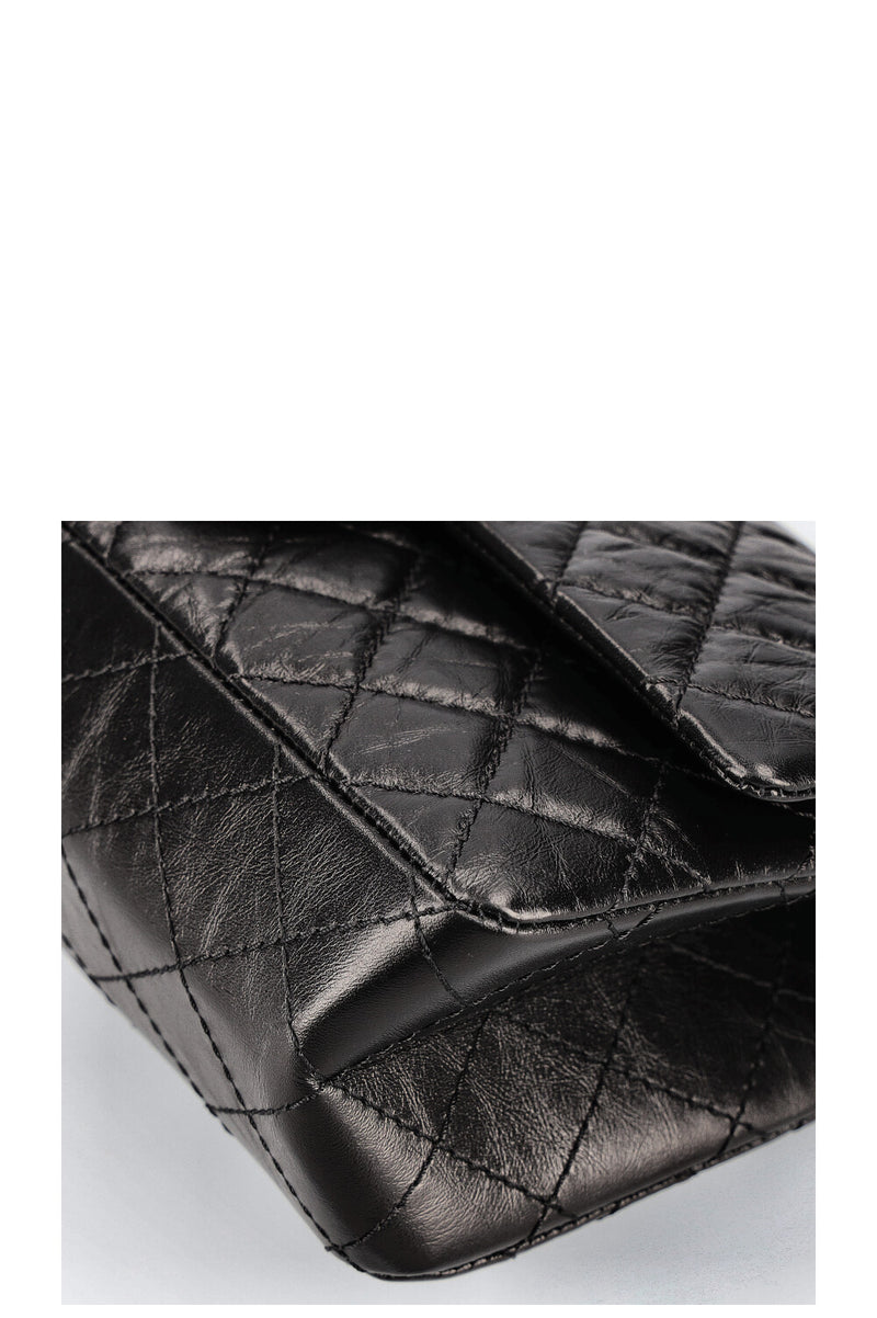 CHANEL 2.55 Reissue Bag 2022 Medium Black