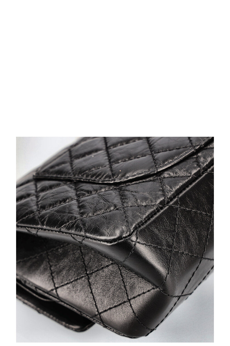 CHANEL 2.55 Reissue Bag 2022 Medium Black