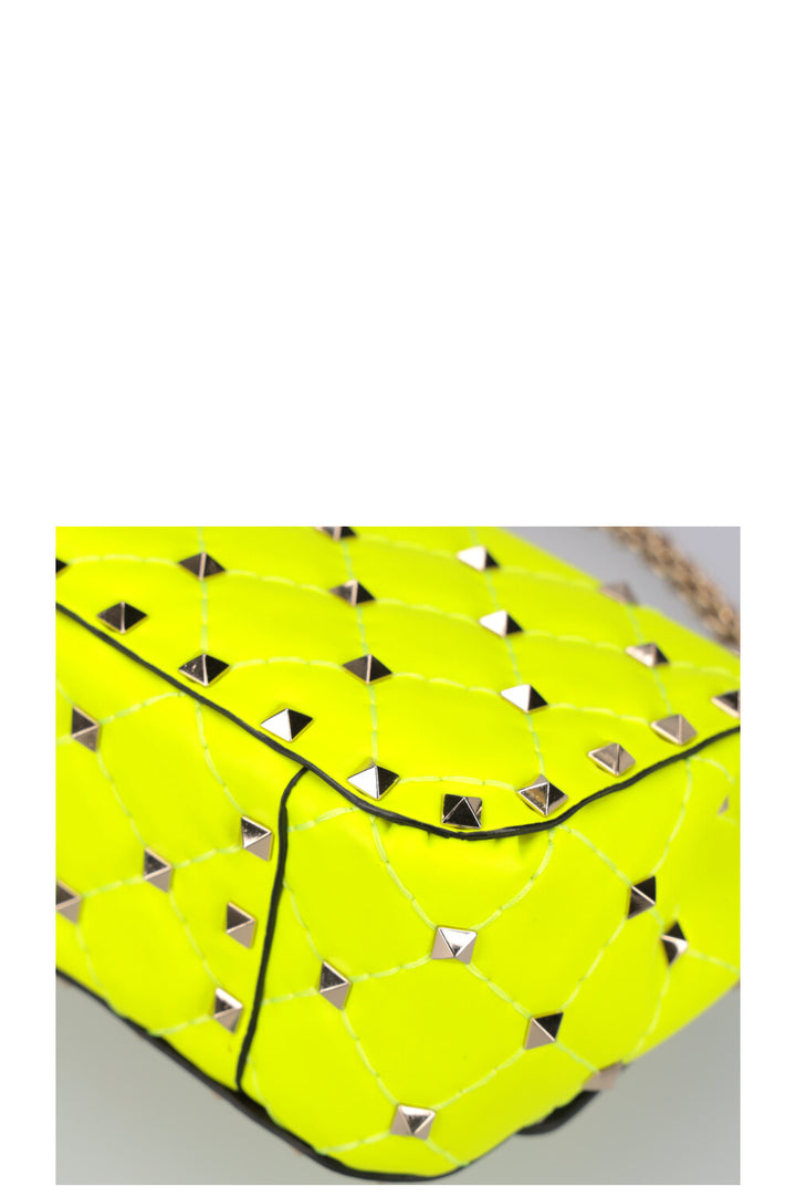 VALENTINO Sac Rockstud Spike Micro Jaune Fluo