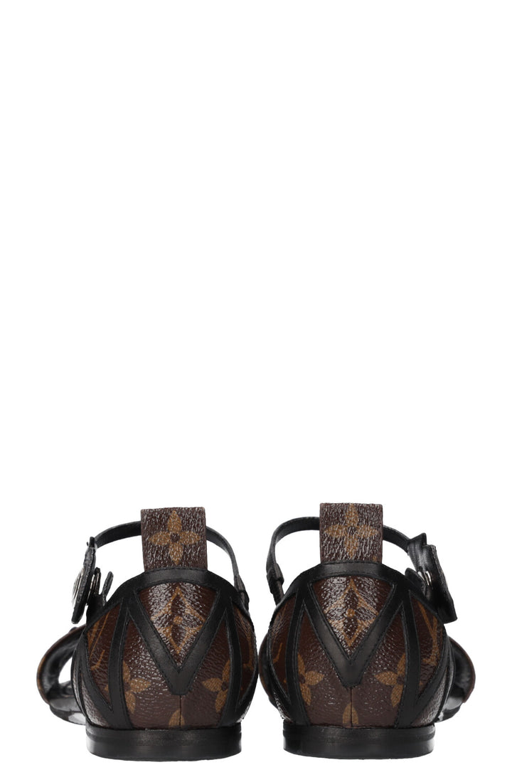 LOUIS VUITTON Flats MNG