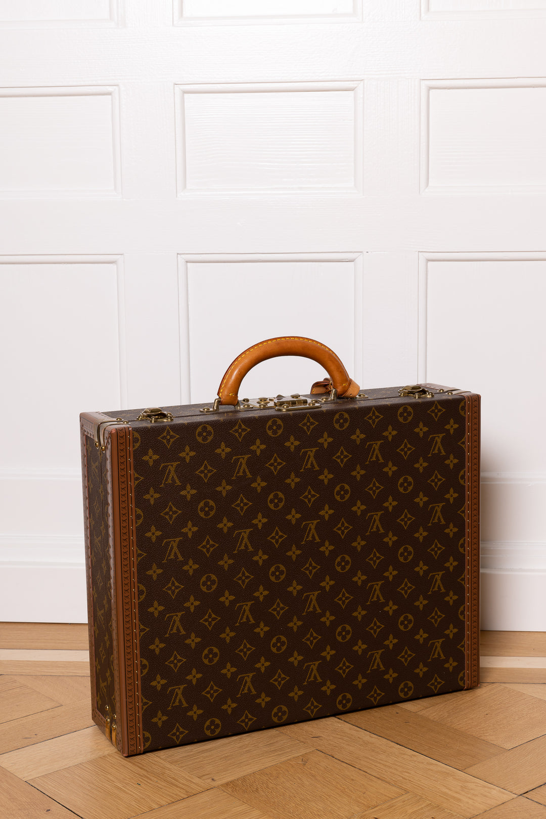 LOUIS VUITTON President Briefcase MNG