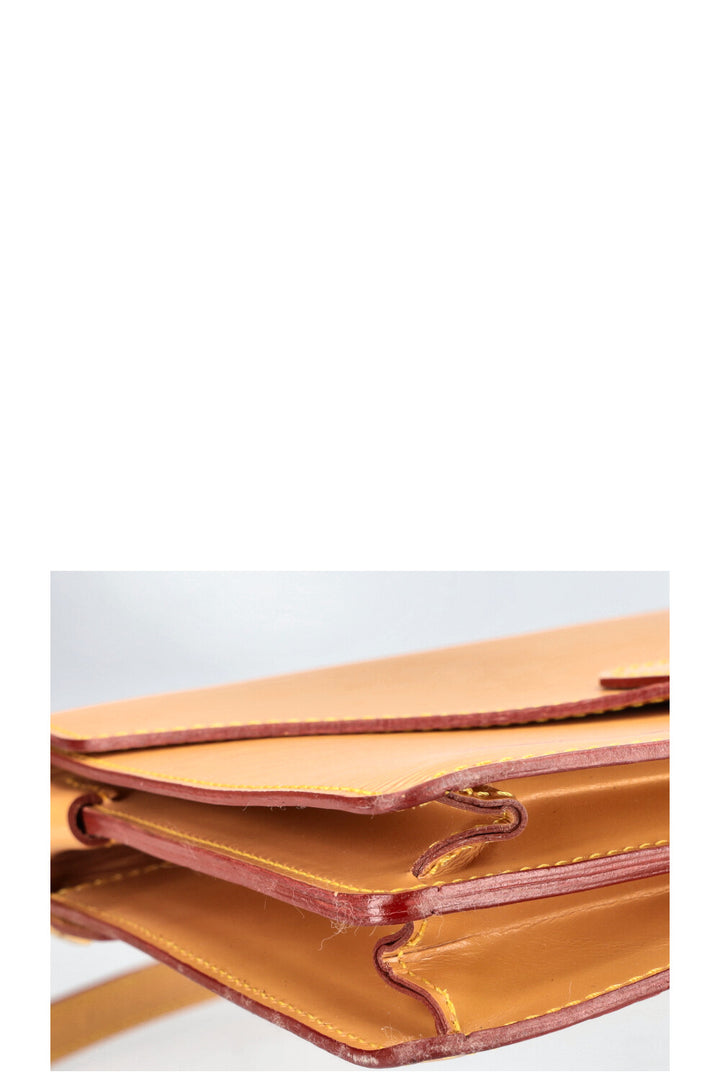 LOUIS VUITTON Sac Biface Epi Sable