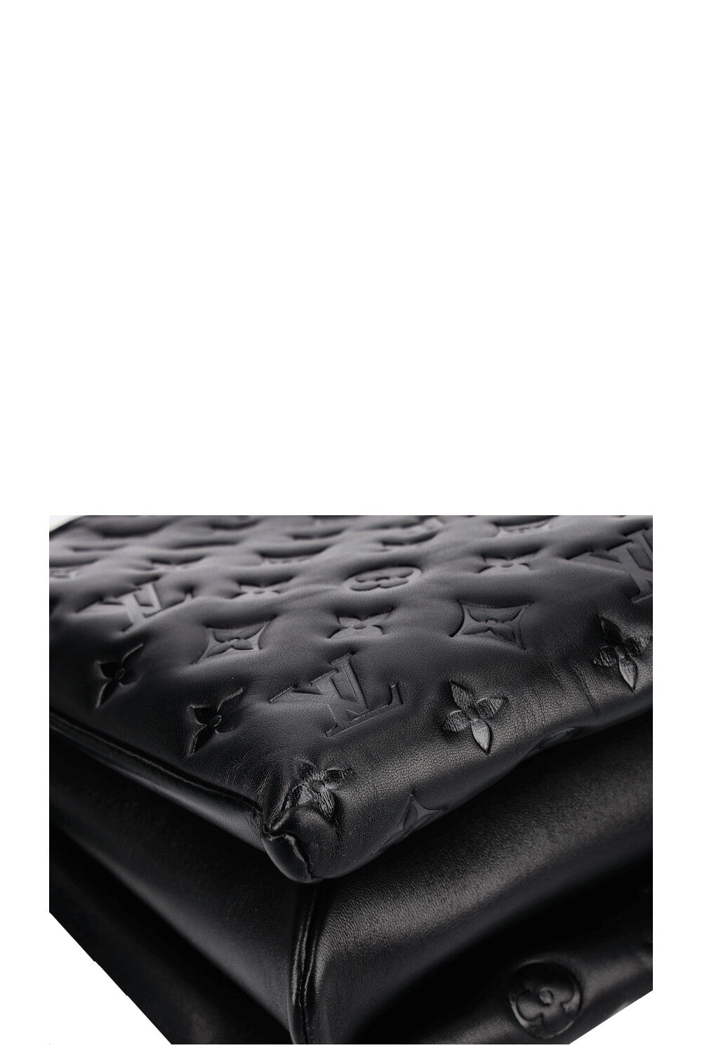 LOUIS VUITTON Coussin MM Noir