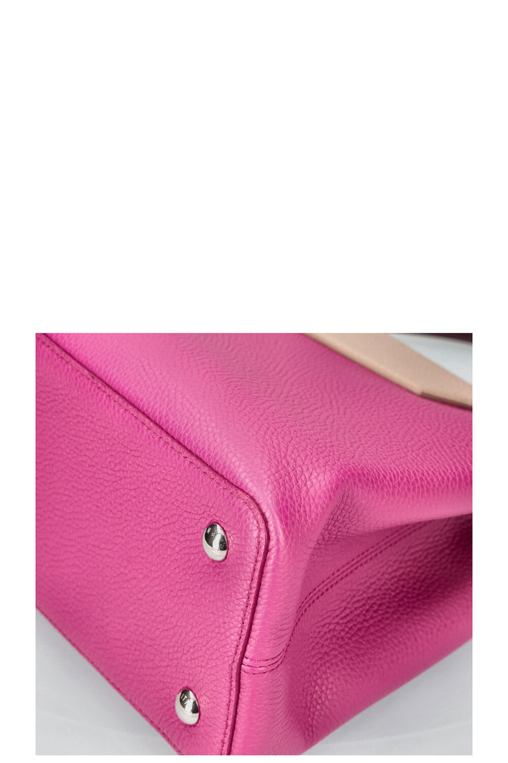 LOUIS VUITTON Capucines MM Tricolor Pink