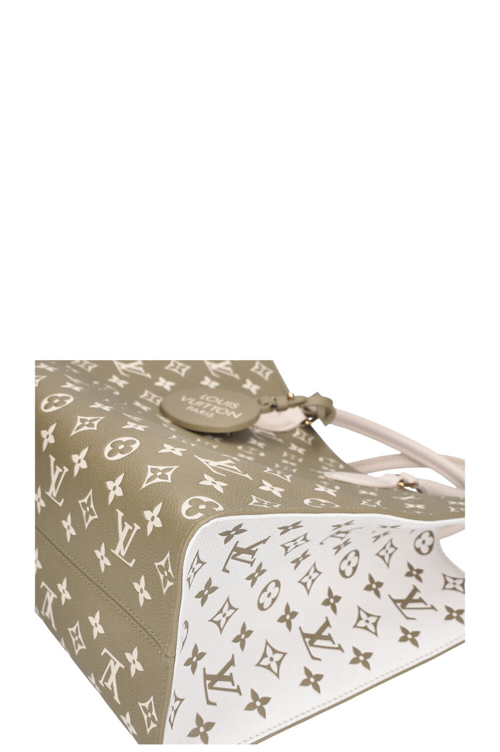 LOUIS VUITTON Onthego MM Khaki Beige