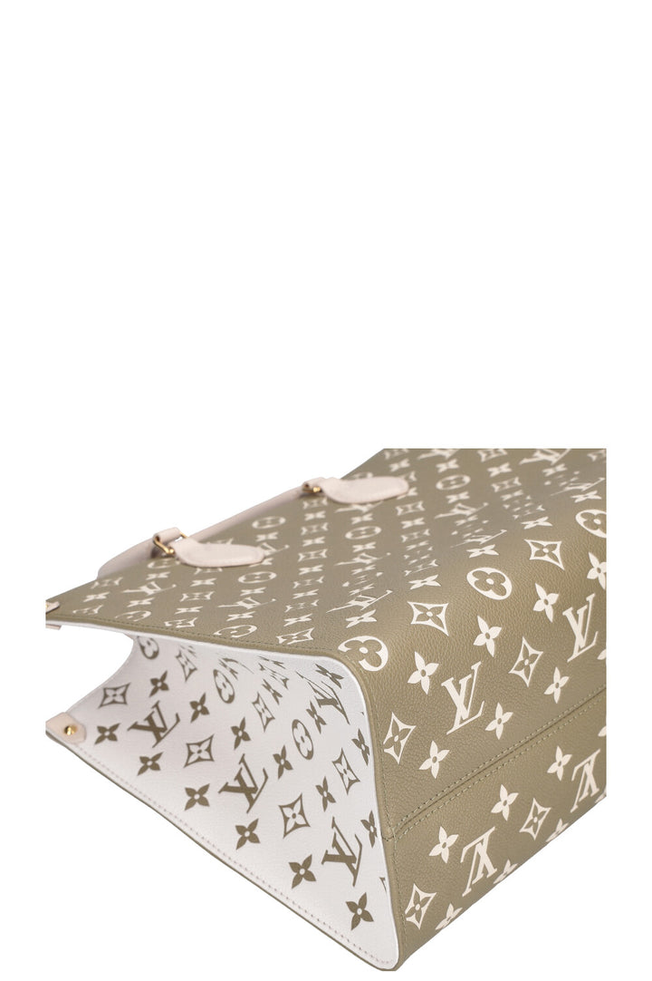LOUIS VUITTON Onthego MM Khaki Beige