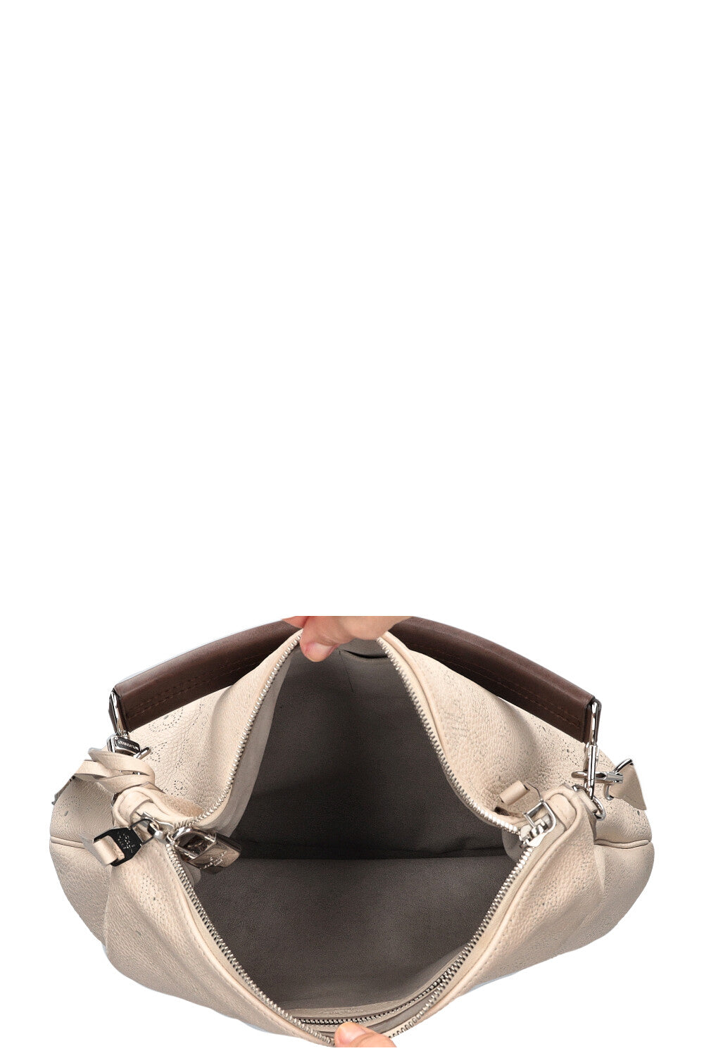 LOUIS VUITTON Selene Bag Mahina Blanc Cassé