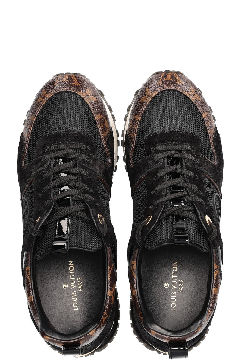 LOUIS VUITTON Run Away Sneakers MNG