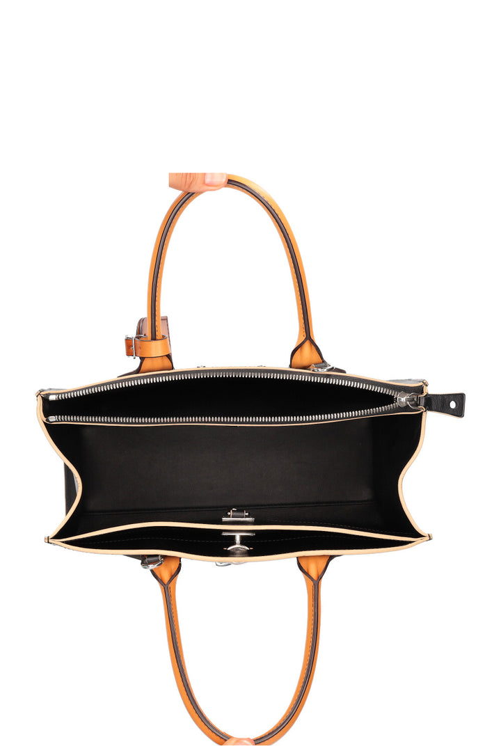 LOUIS VUITTON World Tour City steamers