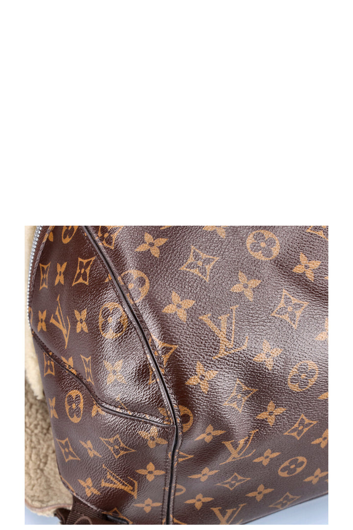 LOUIS VUITTON Marc Newson Sac à dos Shearling MNG