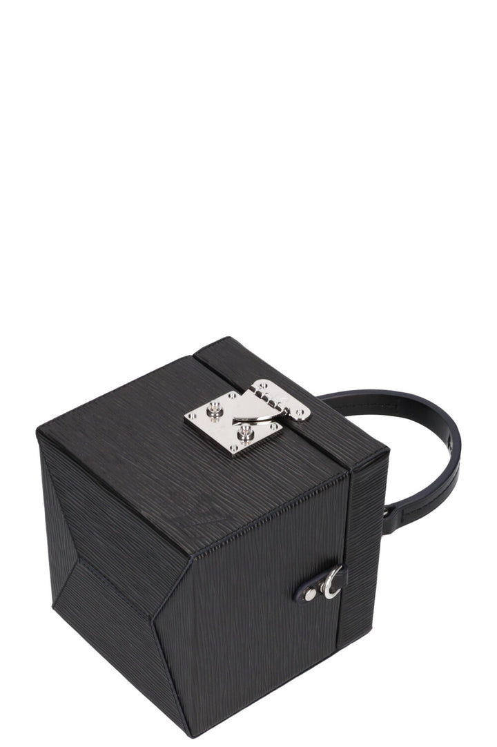 LOUIS VUITTON bleecker box