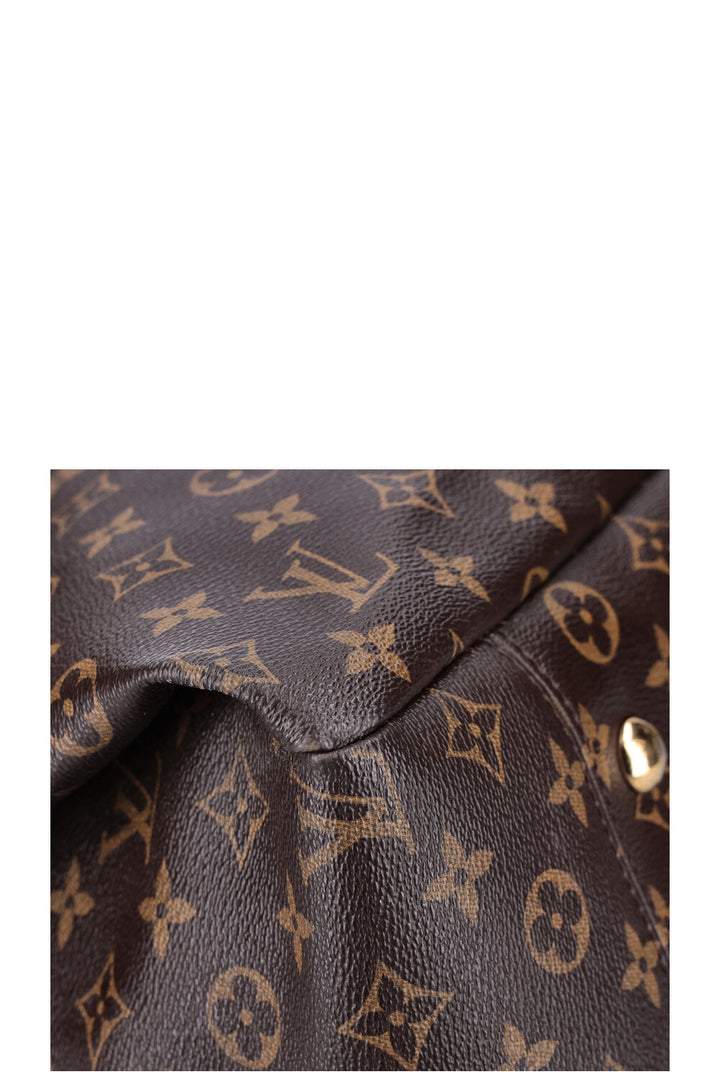 LOUIS VUITTON Artsy MM