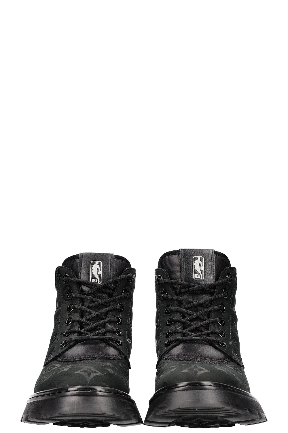 LV x NBA Boots, 名牌, 鞋及波鞋- Carousell