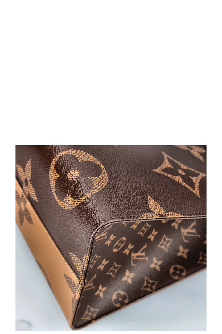 LOUIS VUITTON OnTheGo GM MNG Reverse