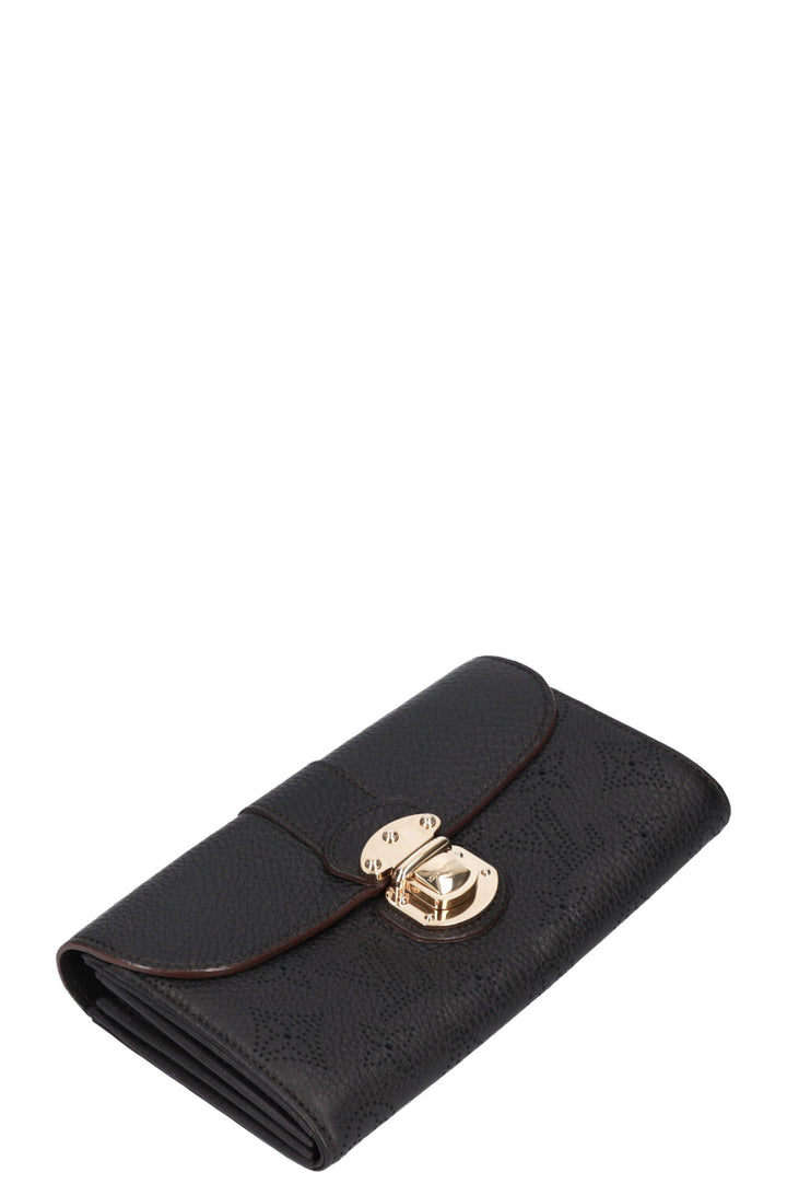 LOUIS VUITTON Amelia Wallet Black