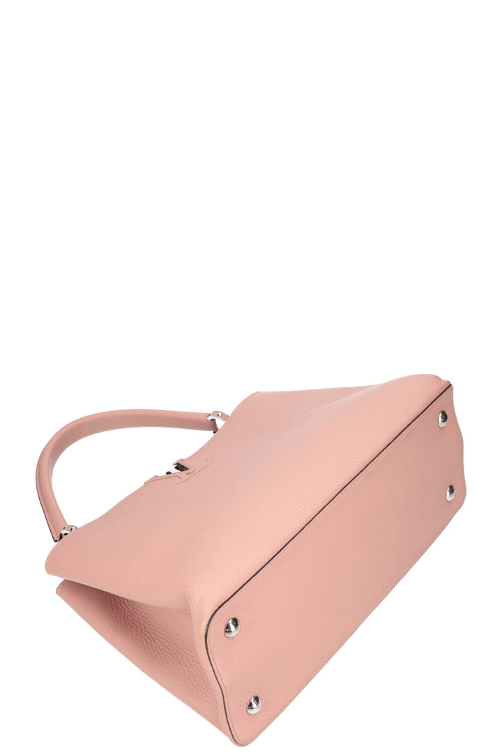 LOUIS VUITTON Capucines GM Magnolia